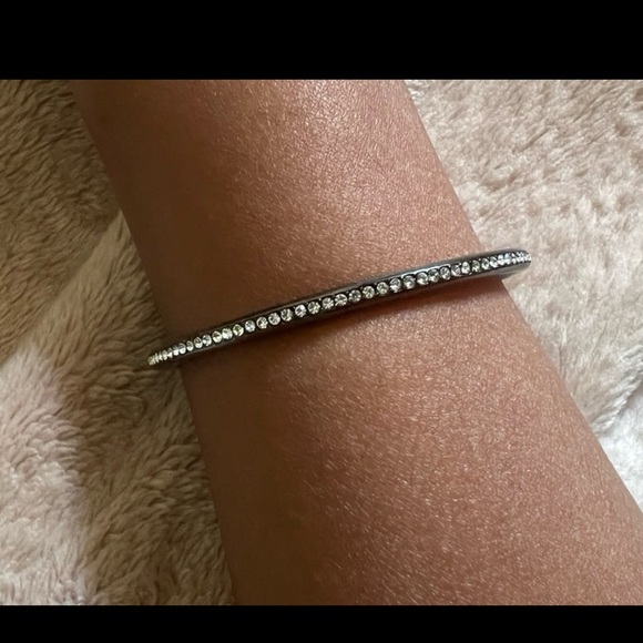 NEW Nadri Gunmetal Finish Crystal Pave Hinge Bangle Bracelet Single Row - Picture 7 of 11